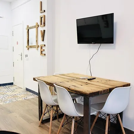 Alquilaeasy San Miguel 토레몰리노스